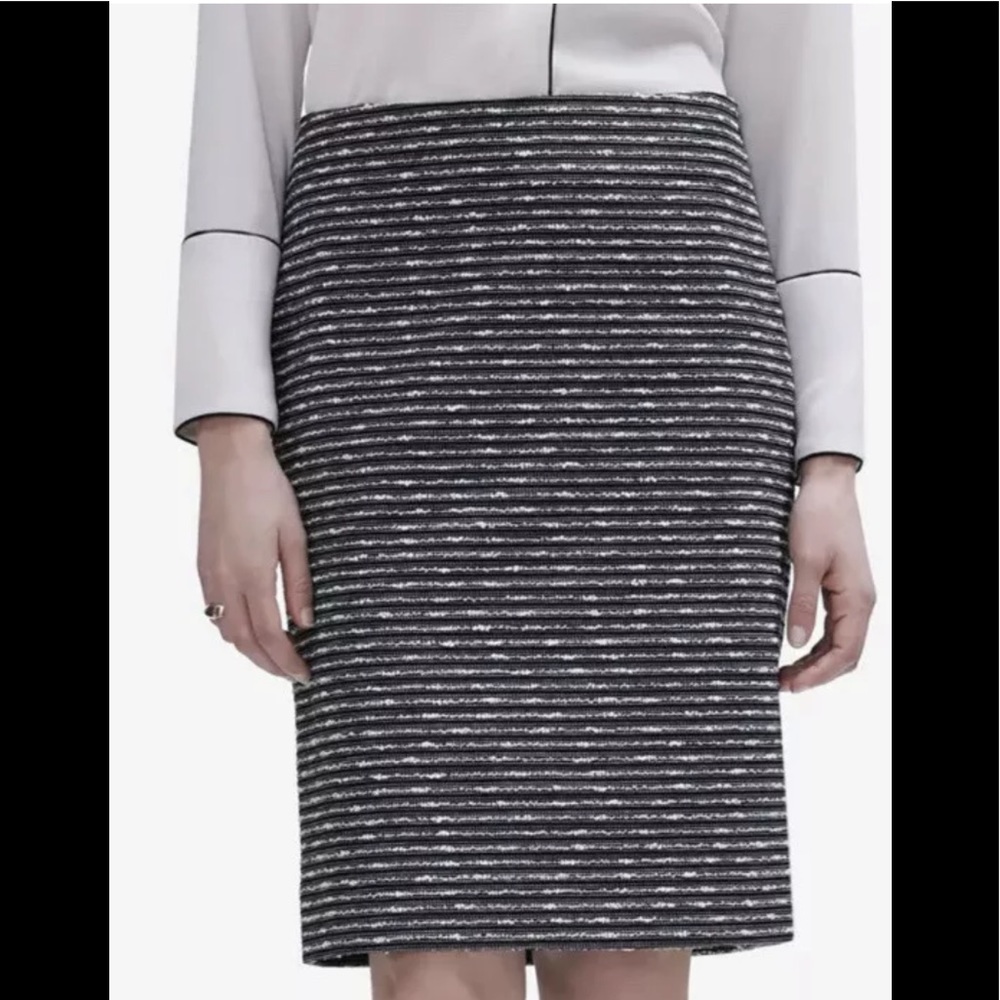 MM LAFLEUR Pencil Skirt Tweed Black White Lined